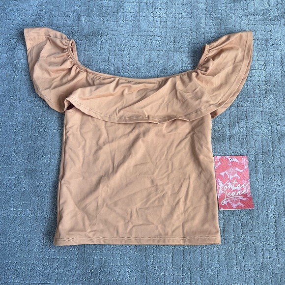 Kortni Jeane Mini Ruffle Around top - Picture 1 of 3